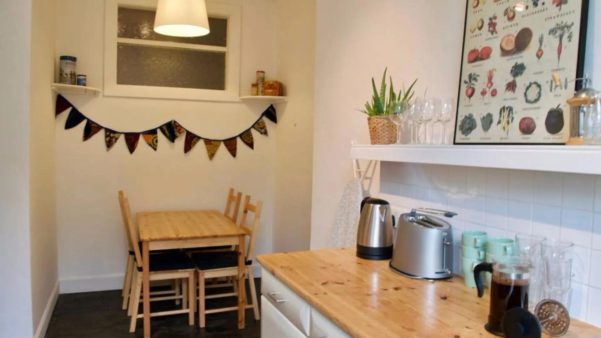 2 Bedroom Apartment Near The Shore 에든버러